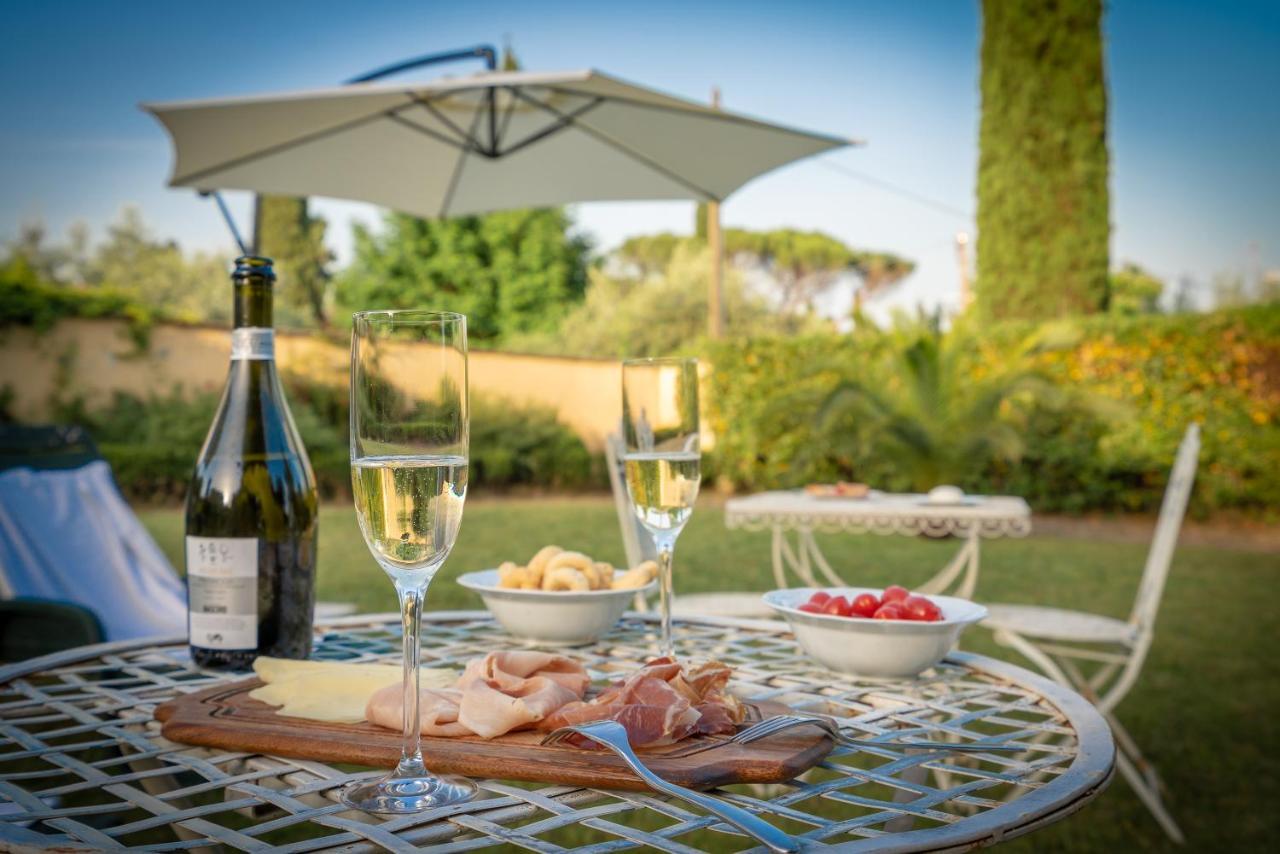 Villa Ape Rosa Relais Флоренція Екстер'єр фото